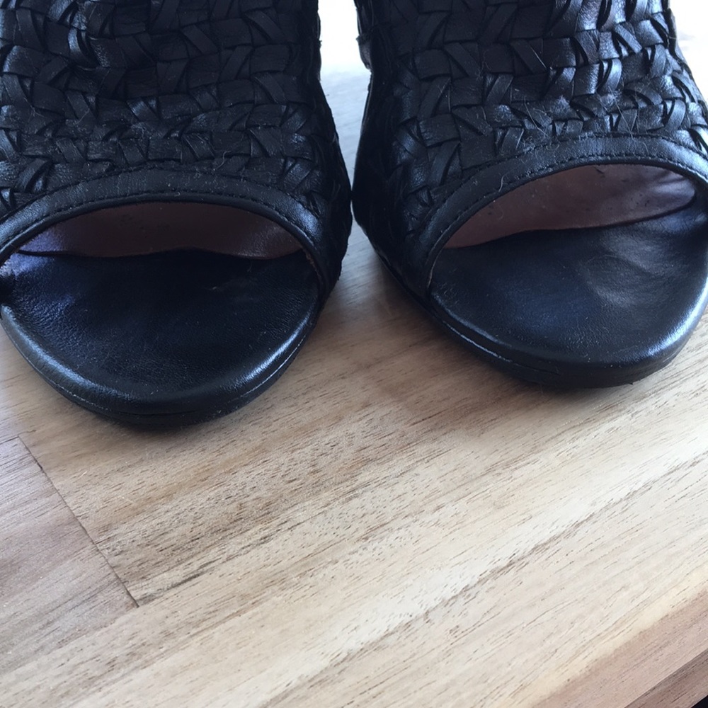 Elizabeth & James Wedge Booties Swoon EUC - Picture 6 of 8